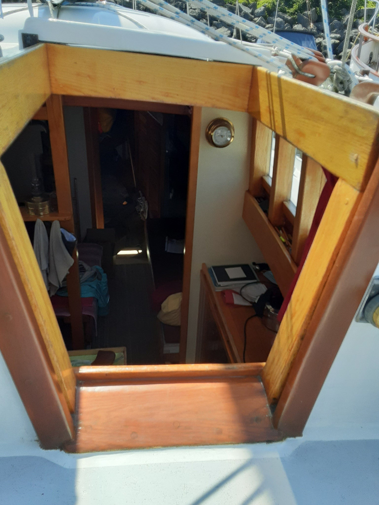 Cockpit Hatch